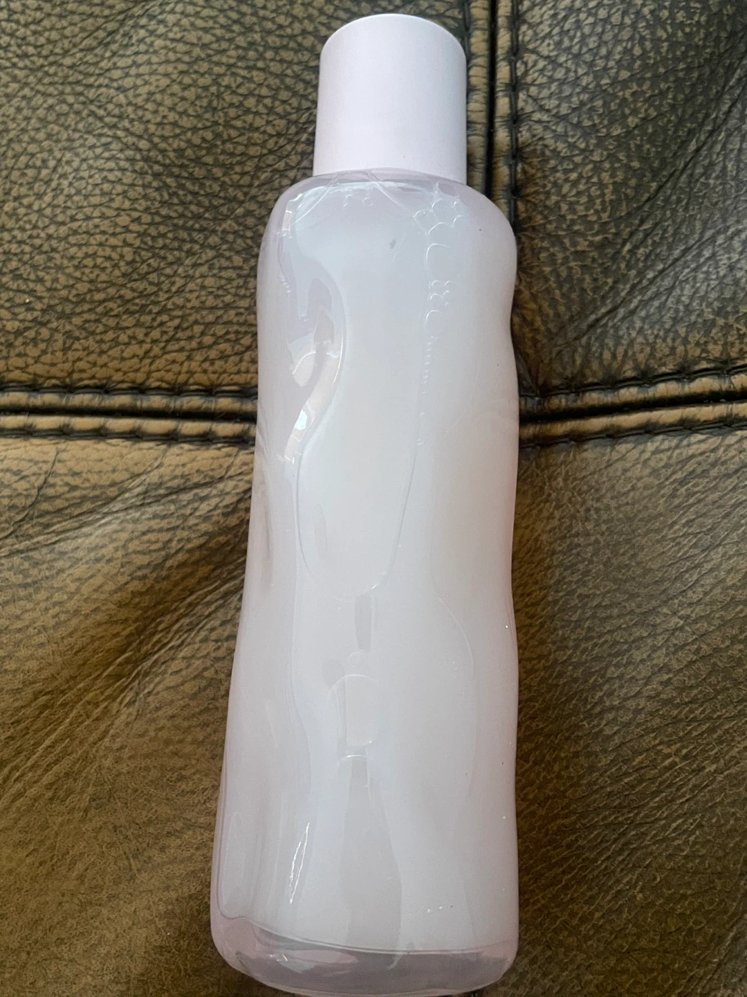 Glow Recipe Watermelon Glow PHA+BHA Pore-Tight Toner 150ml - photo 2