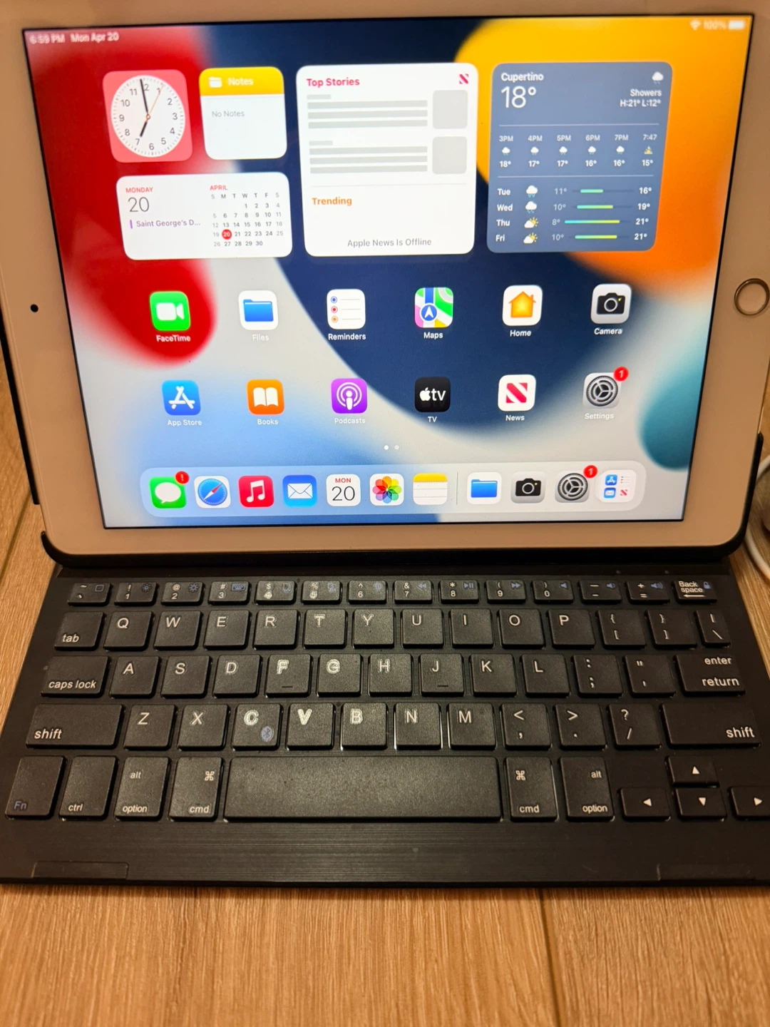 Apple ipad Air2 with wireless keyboard - photo 2