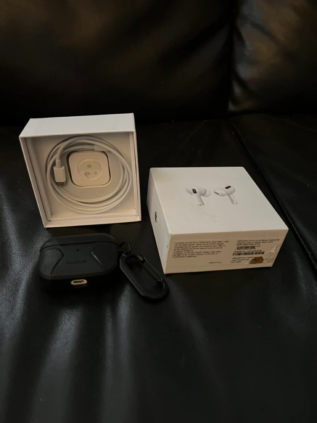Apple AirPods Pro - photo 2