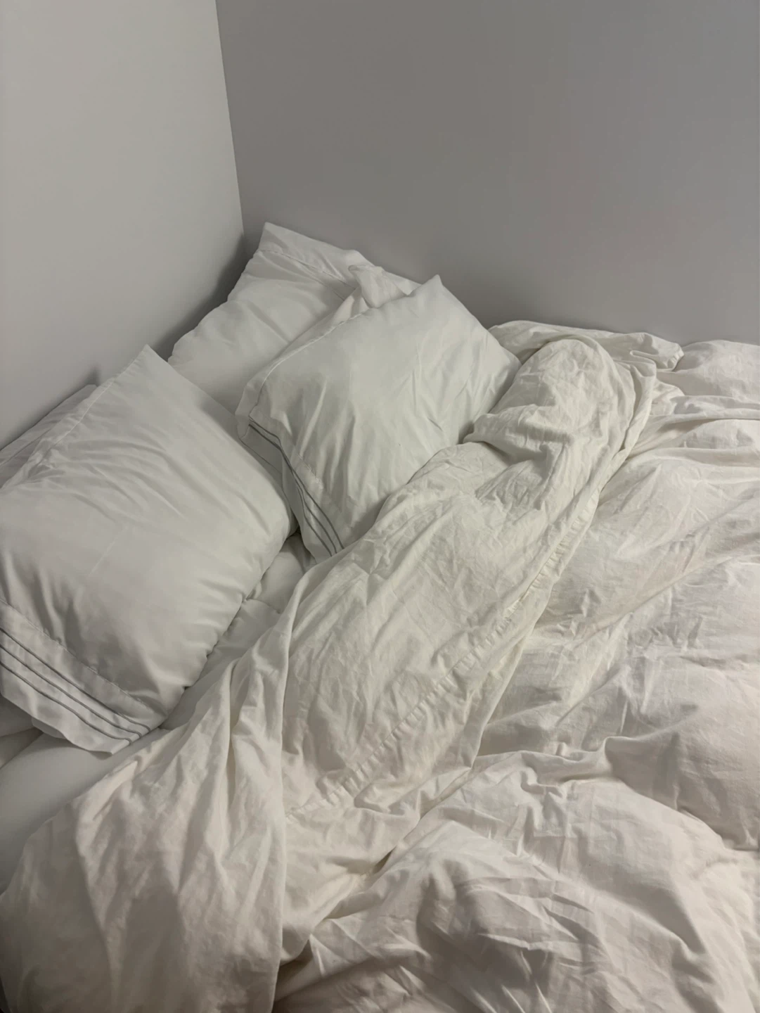 Queen Memory Foam Mattress and White Goose Down Duvet Set - photo 2