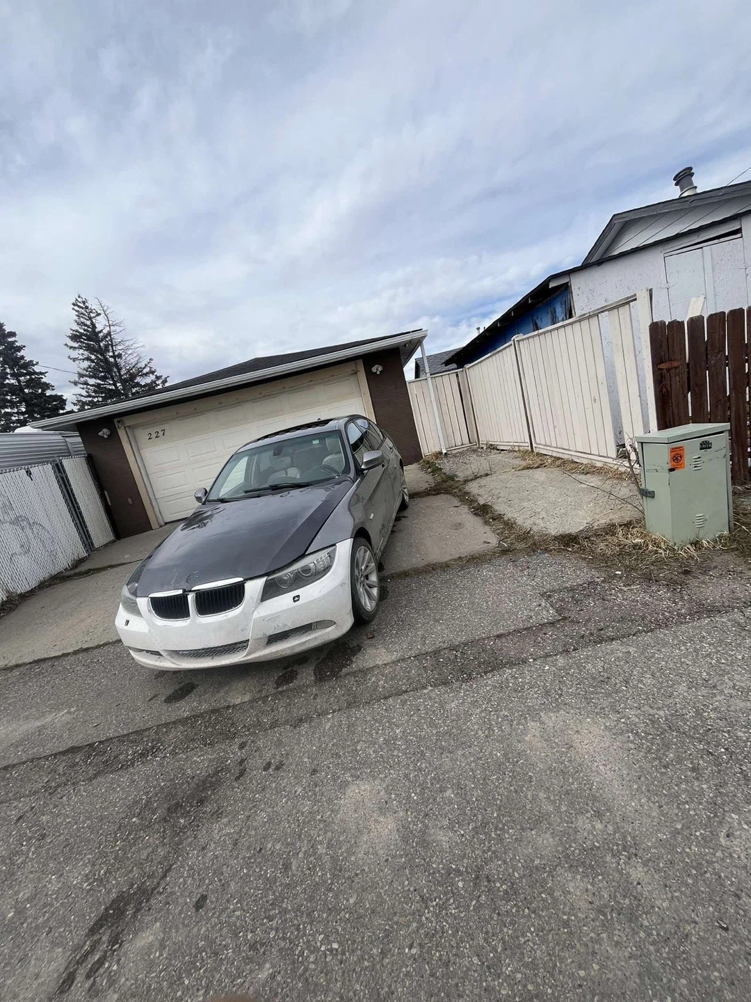 BMW 328i