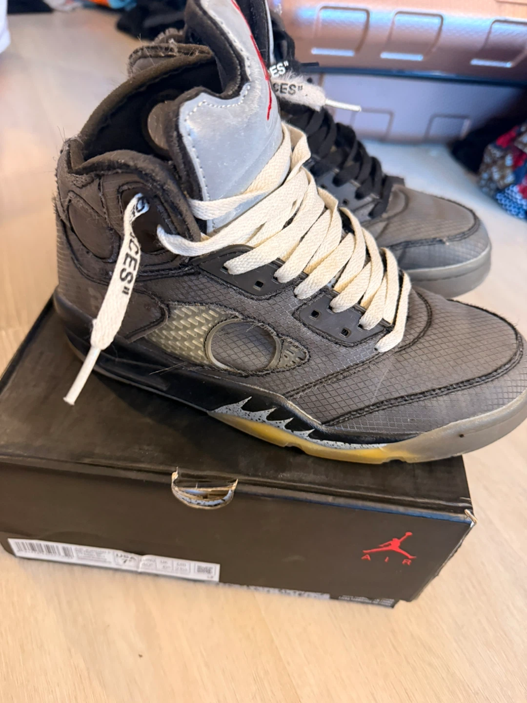 Air Jordan 5 Retro SP Off-White Black/Fire Red-Muslin US 7.5 - photo 2