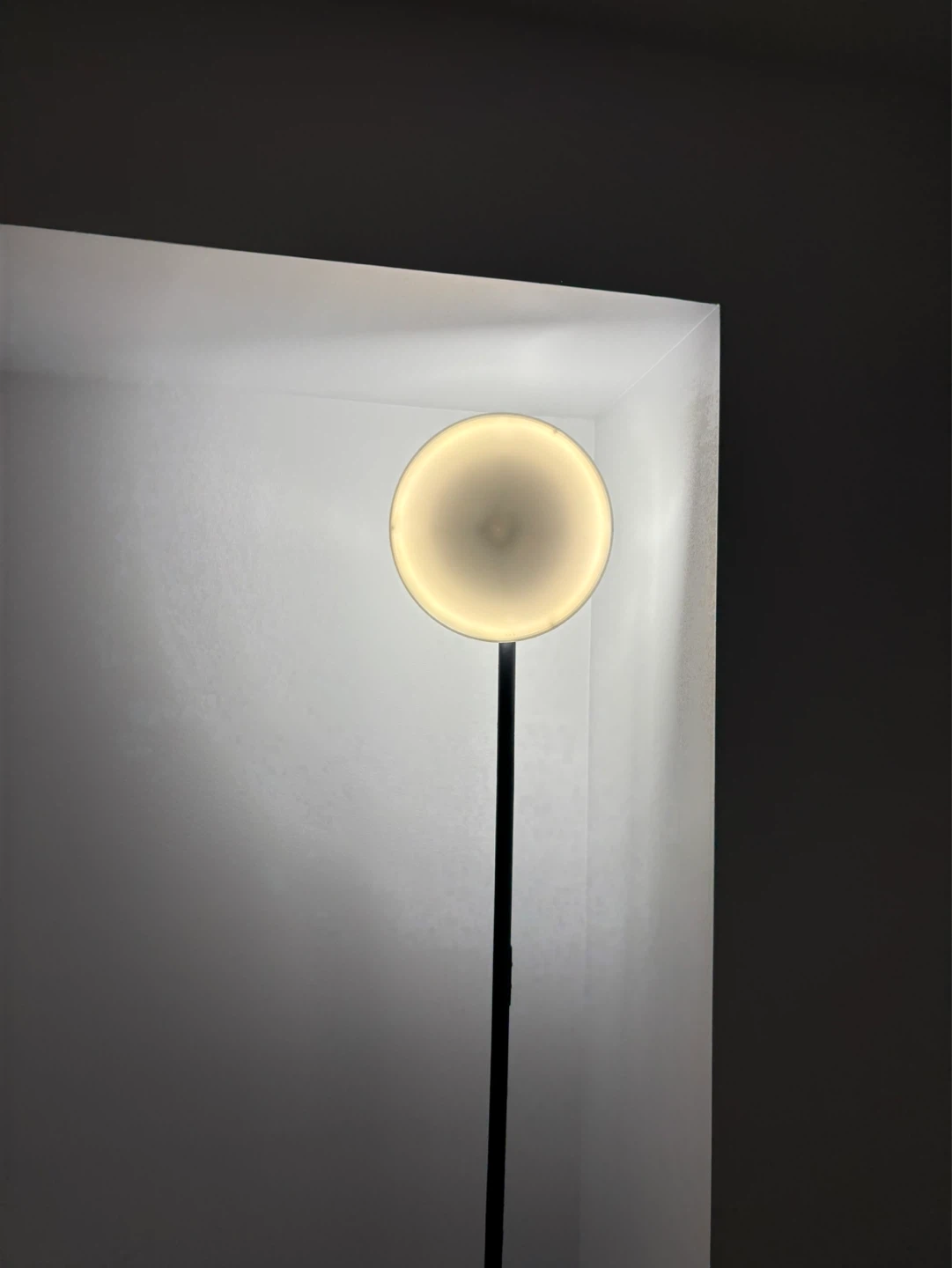 KS05 LED Floor Lamp with Remote