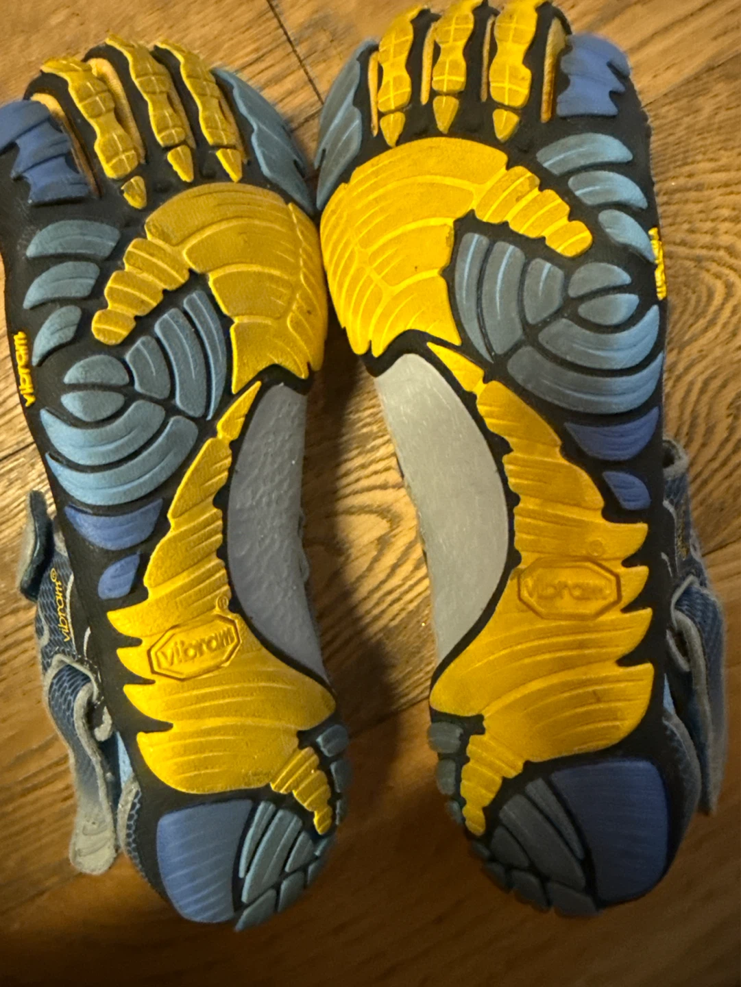 Vibram FiveFingers Women's Running Shoes - photo 2