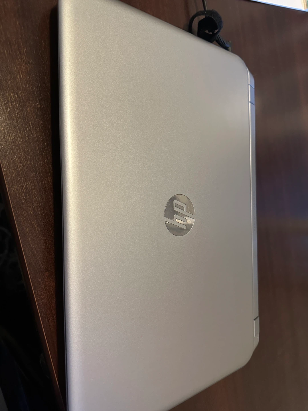 HP Laptop - Intel Core i7 - photo 2