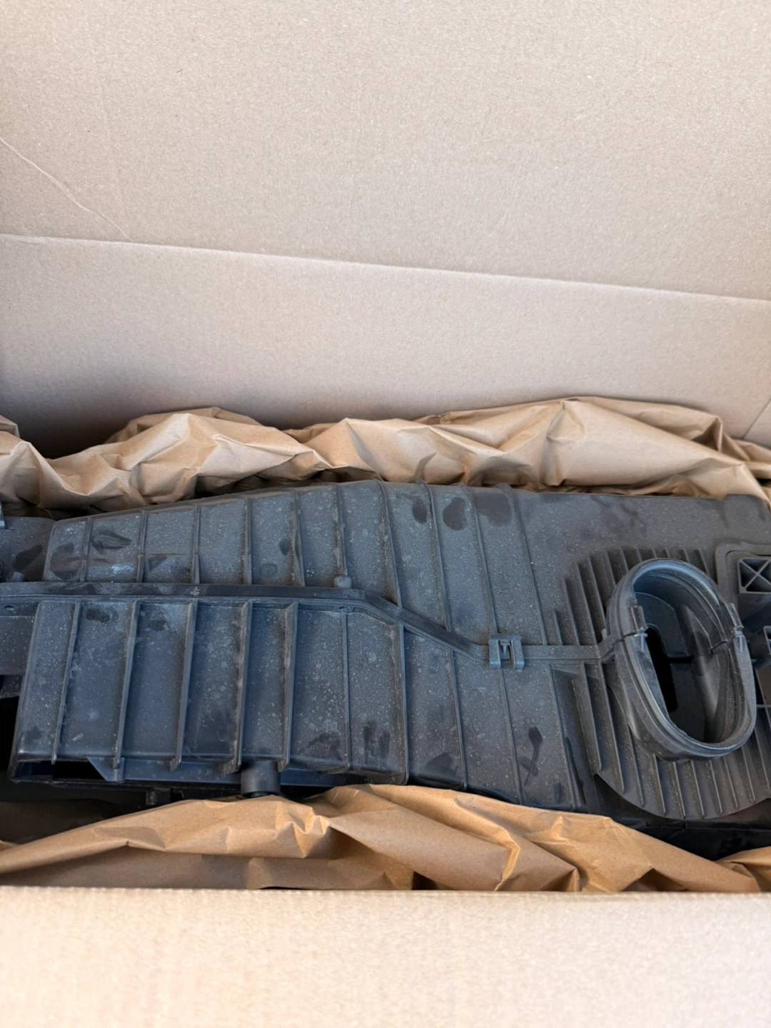 Volkswagen Housing 561-898-063 - photo 5