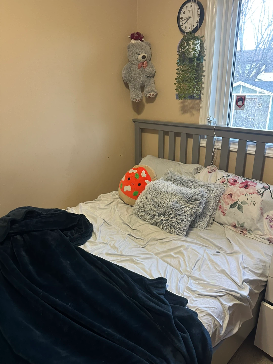 Grey king  Bed Frame - photo 2