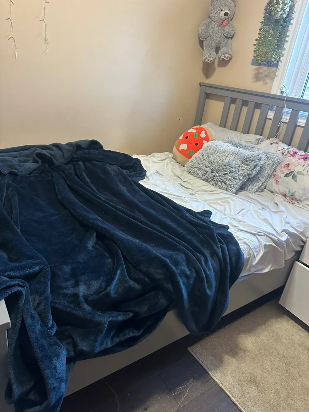 Grey king  Bed Frame - photo 5