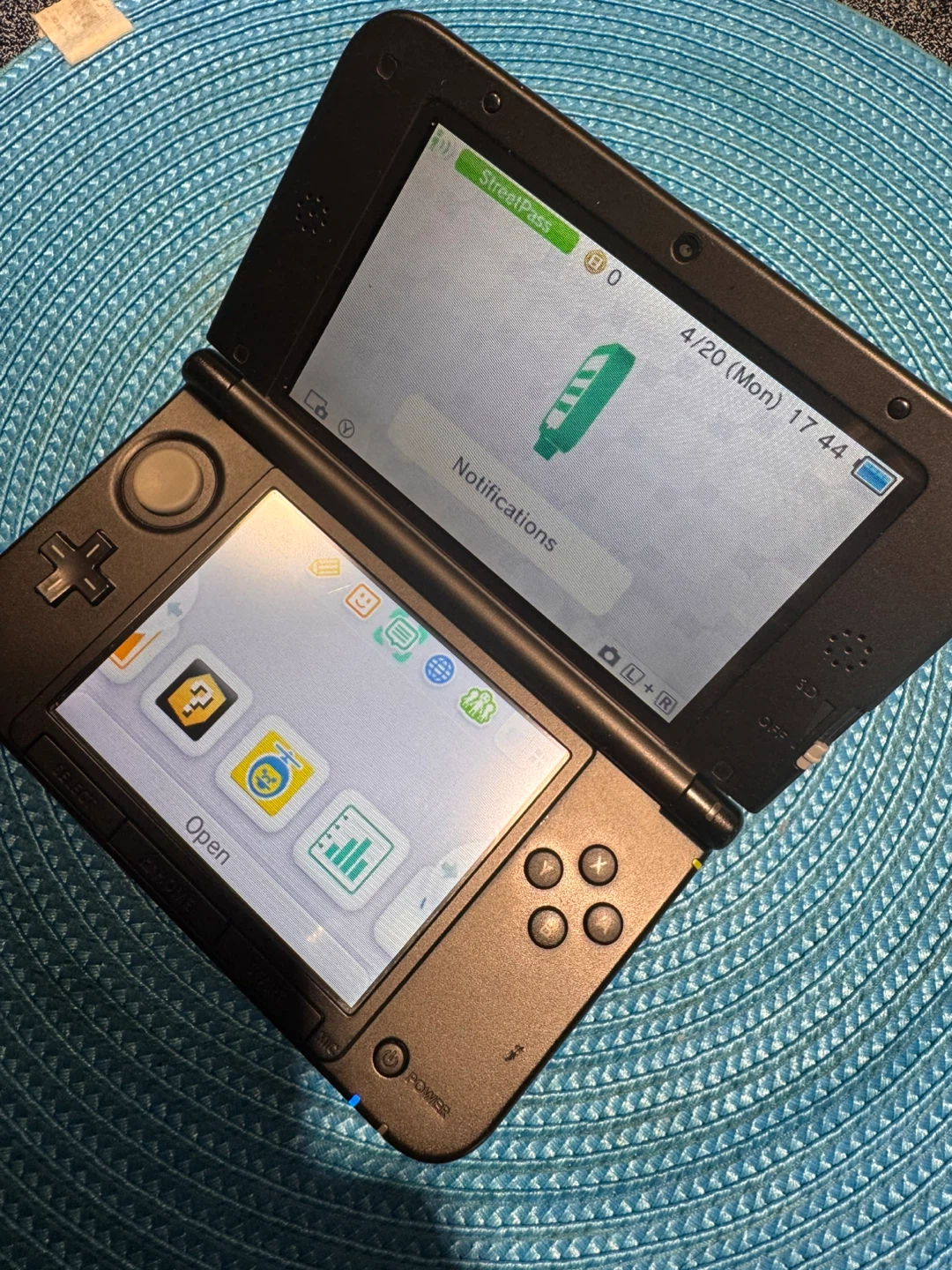 Nintendo 3DS XL Blue - photo 5