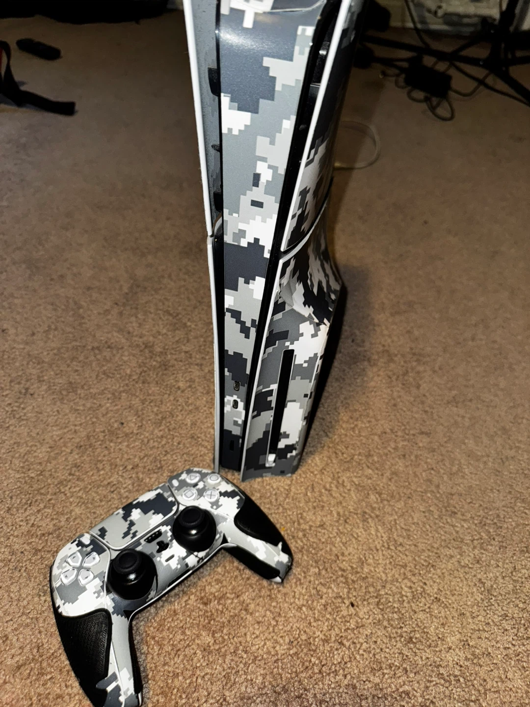 Sony PlayStation 5 Marvel's Spider-Man 2 Bundle - photo 3