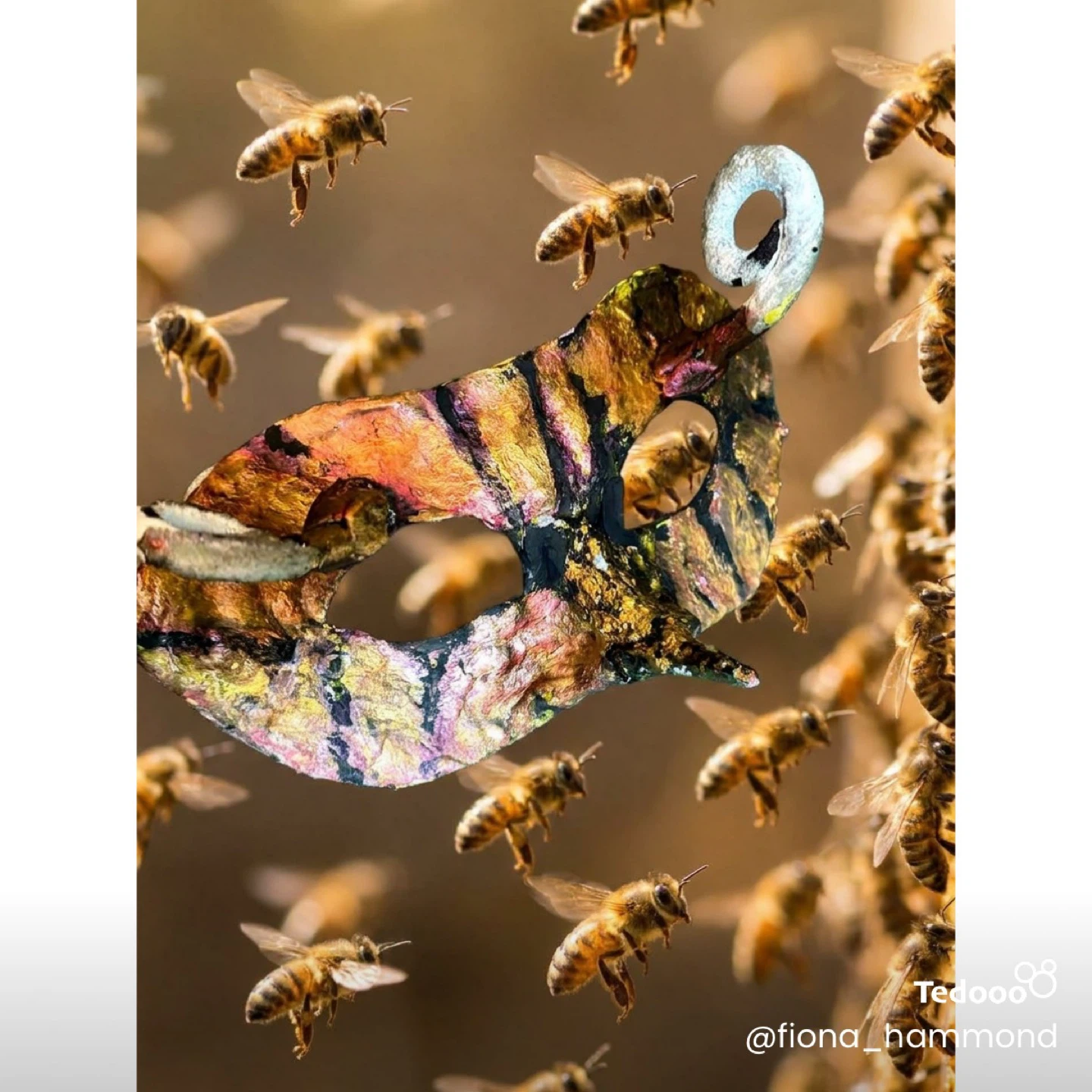 Handmade Bee Themed Mask - photo 3