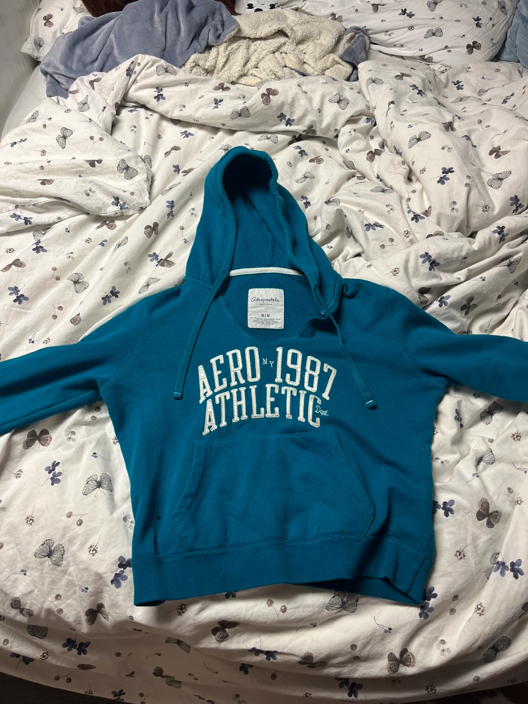 Aeropostale sweater