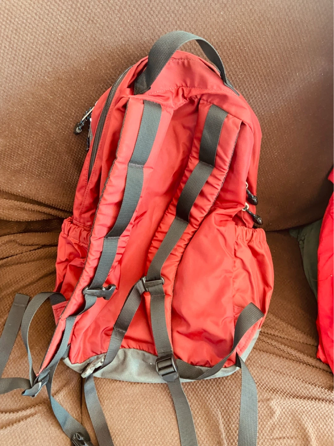 Mountain Equipment Co-op Red Backpack - photo 2