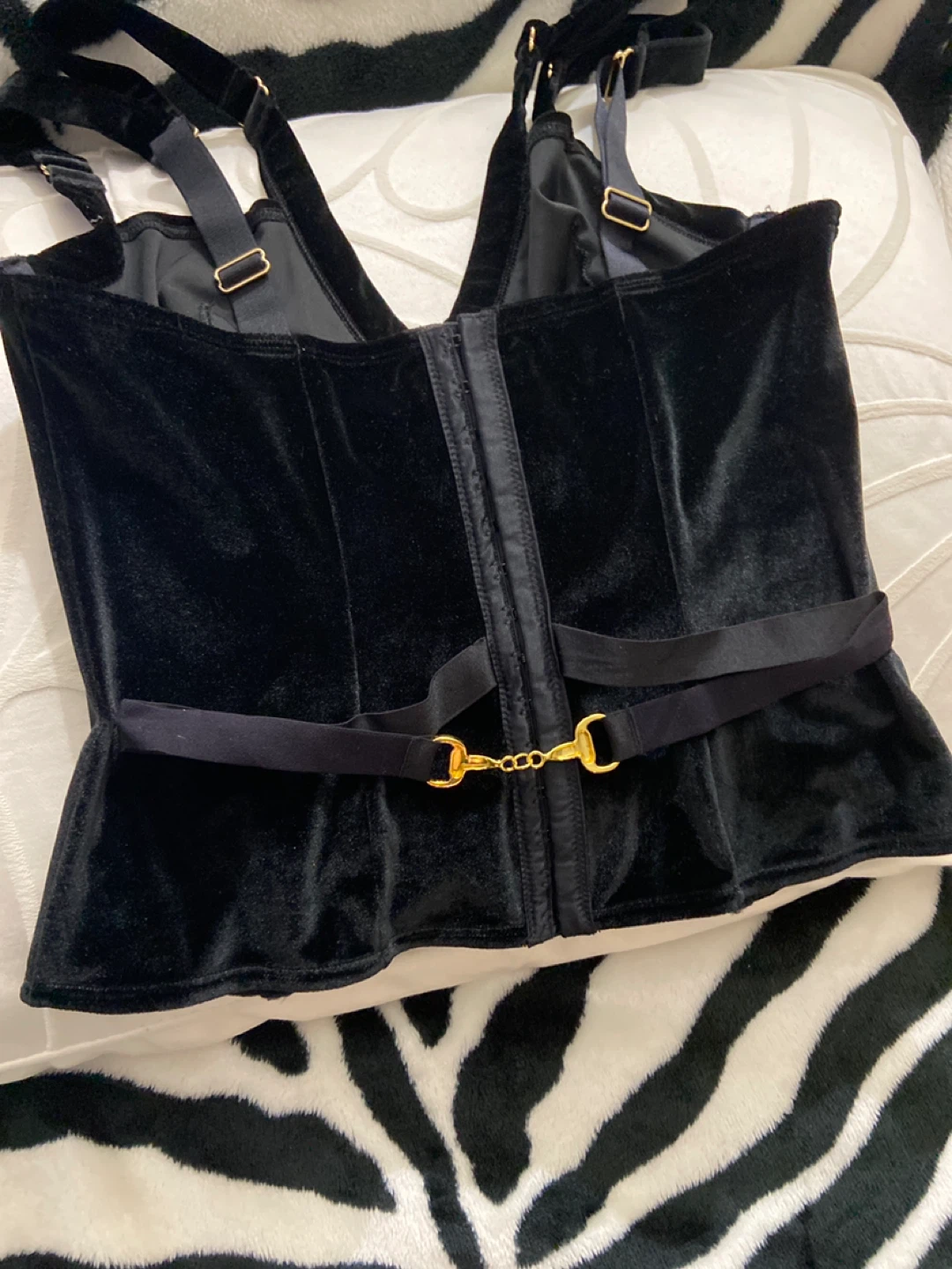 La Senza Black Velvet Corset Top - photo 2