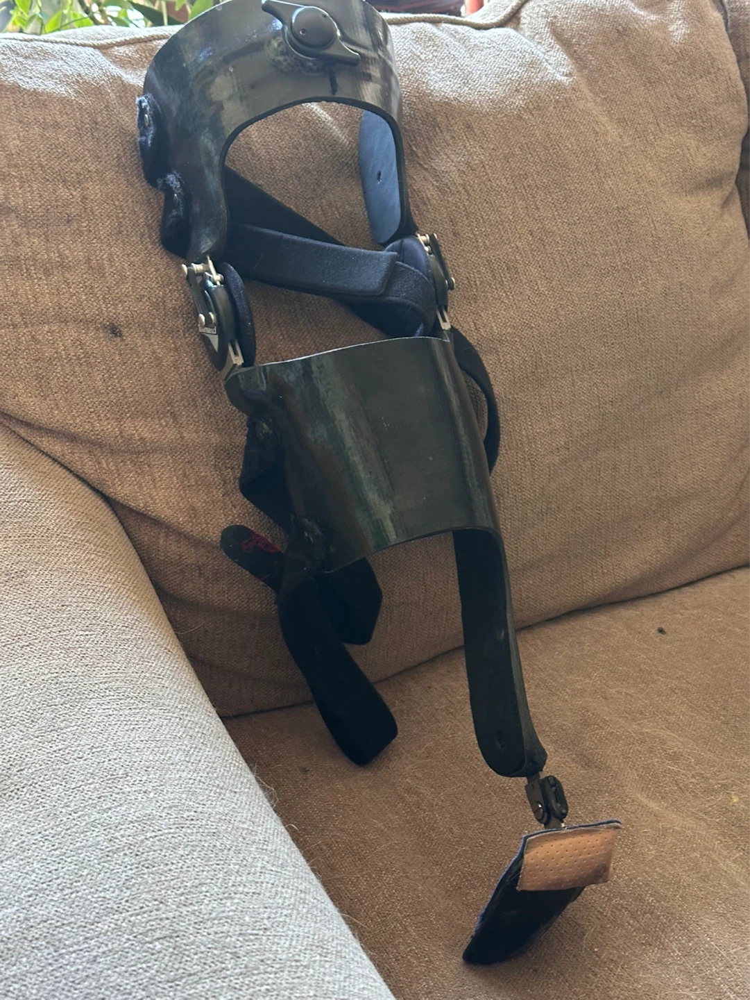 Townsend Knee and Ankle Brace right leg