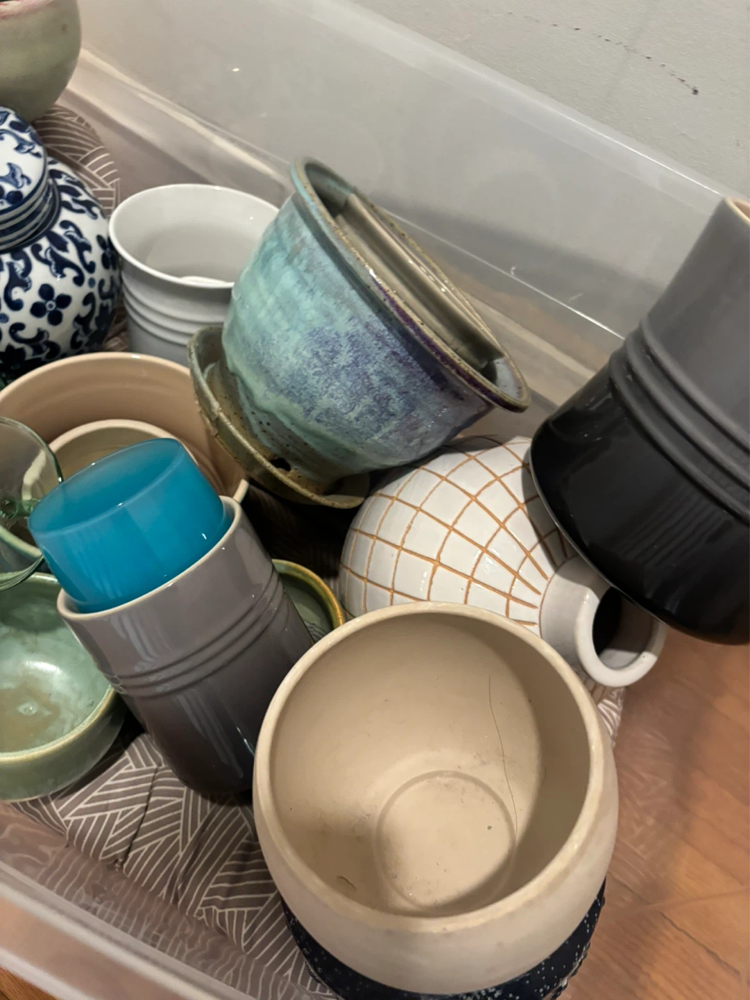 Assorted Ceramic Planters and Vases - photo 3