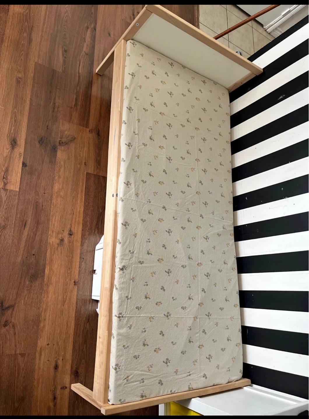 Toddler bed with mattress