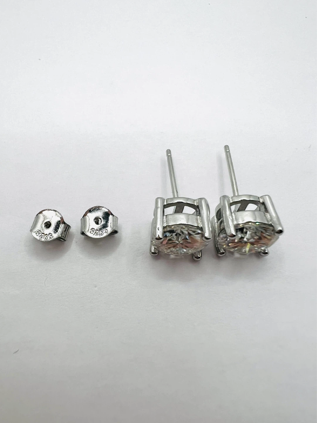 2 Carat Moissanite stud earring  Stud Earrings - photo 2