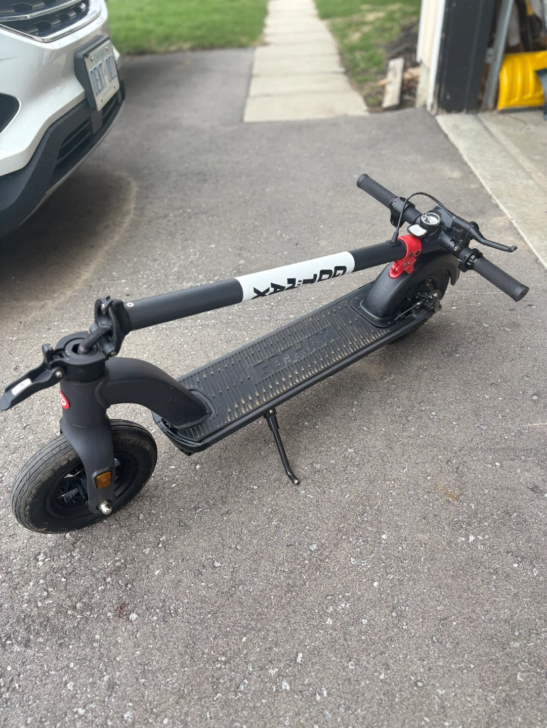 Gotrax Electric Scooter - photo 4