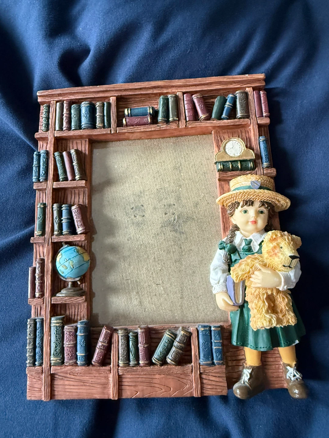 Picture Frame with Girl, Teddy Bear, and Bookshelf Design