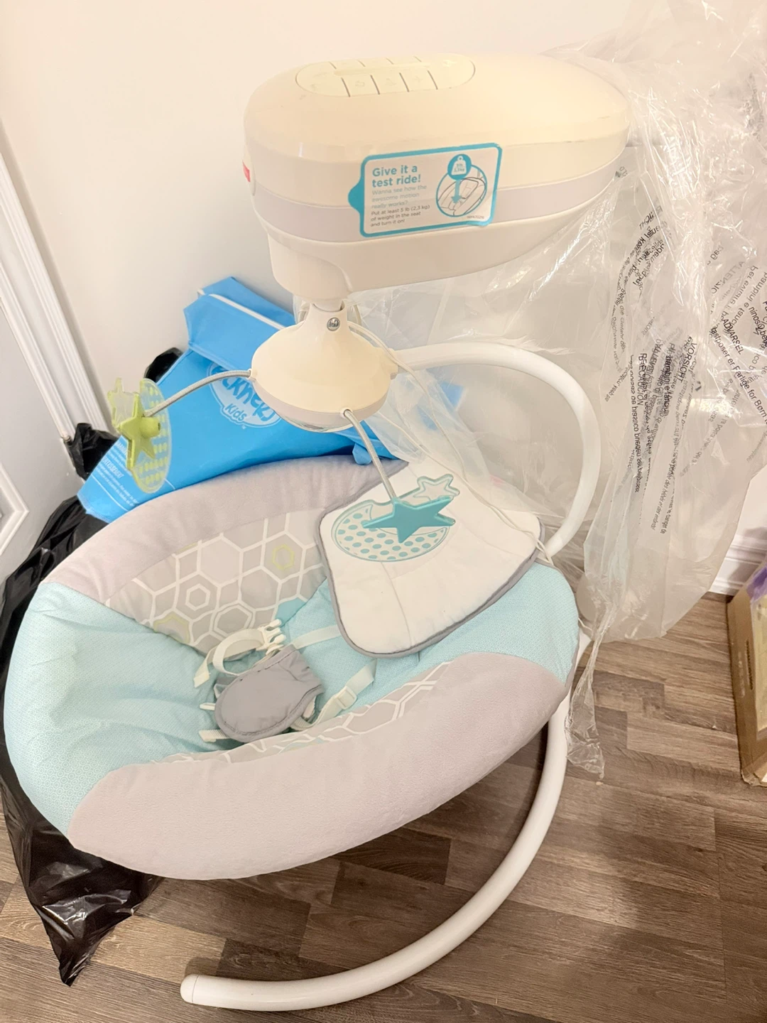 Fisher- price Baby Swing / Bouncer – 85New |Clean & Gently Used