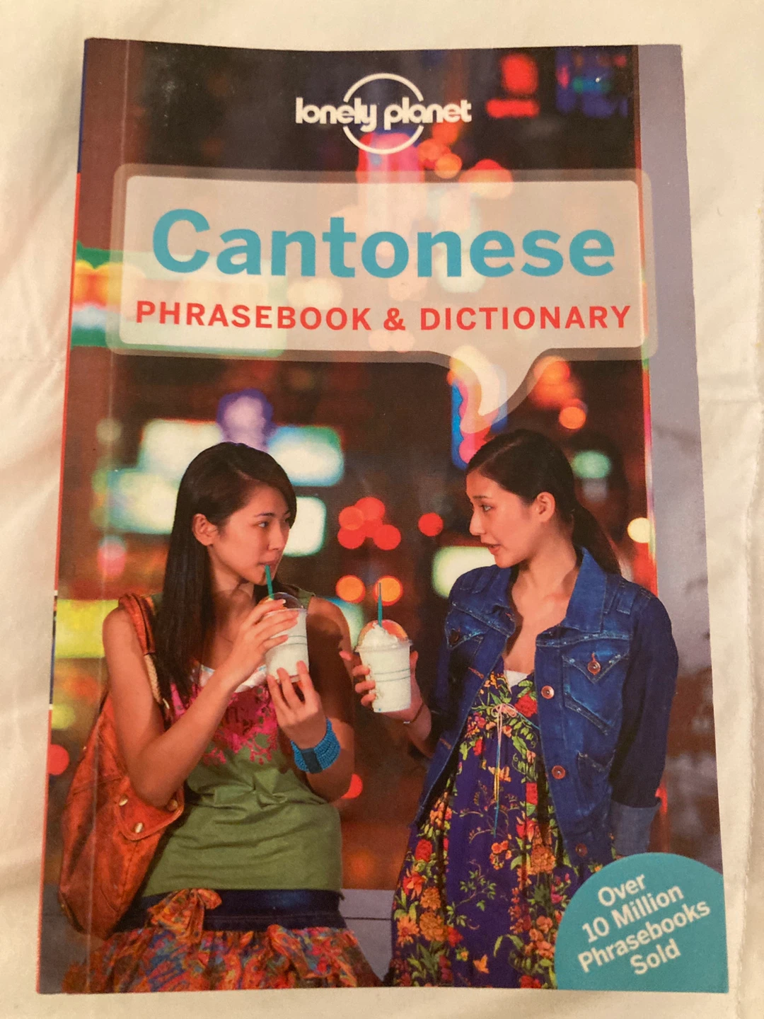 Lonely Planet Cantonese Phrasebook & Dictionary