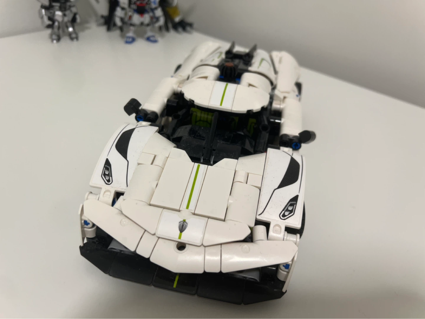LEGO Technic White Sports Car Model - photo 2