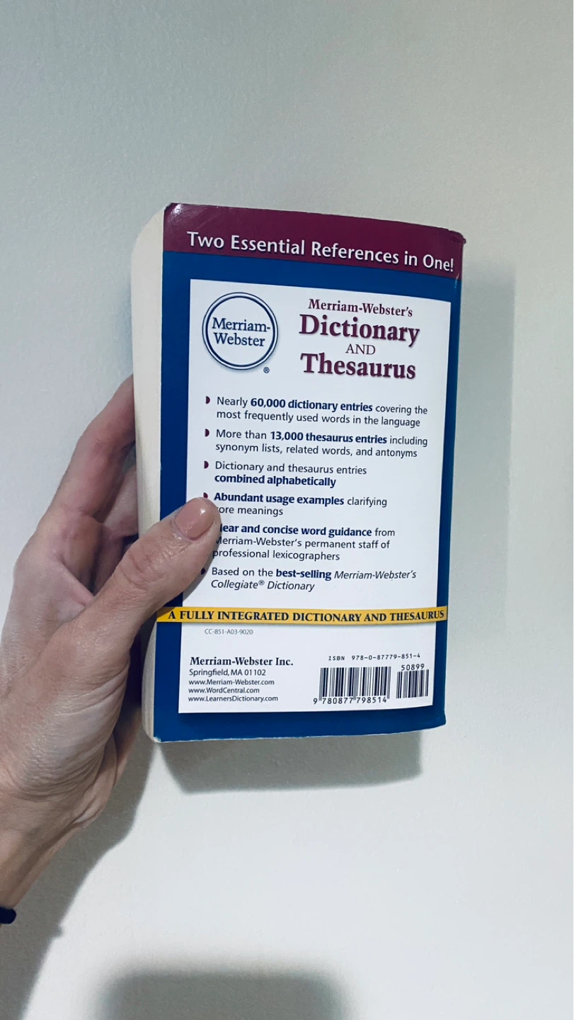 Dictionary/thesaurus - photo 3