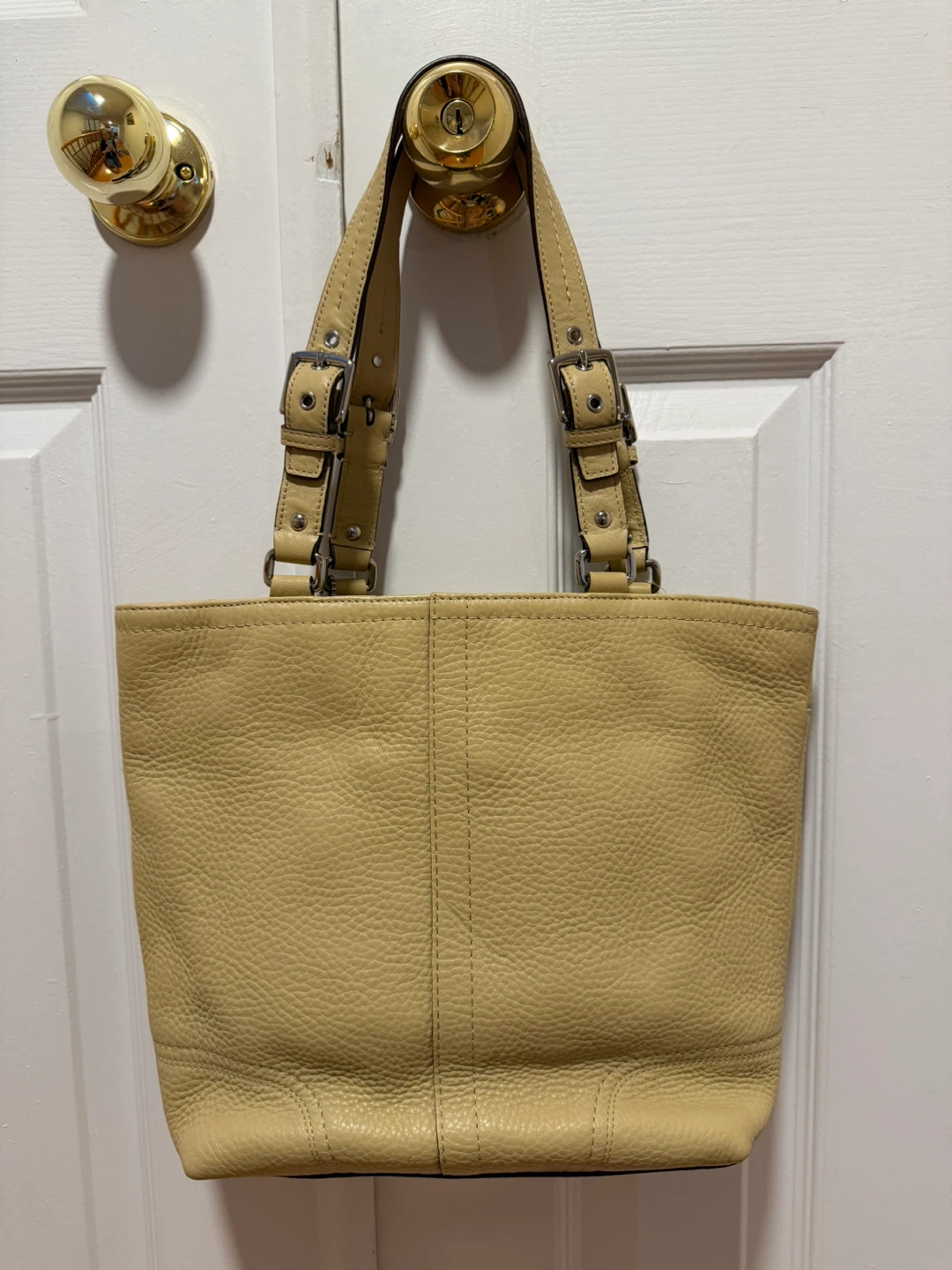 New Coach Light Yellow Leather Tote Bag - photo 2
