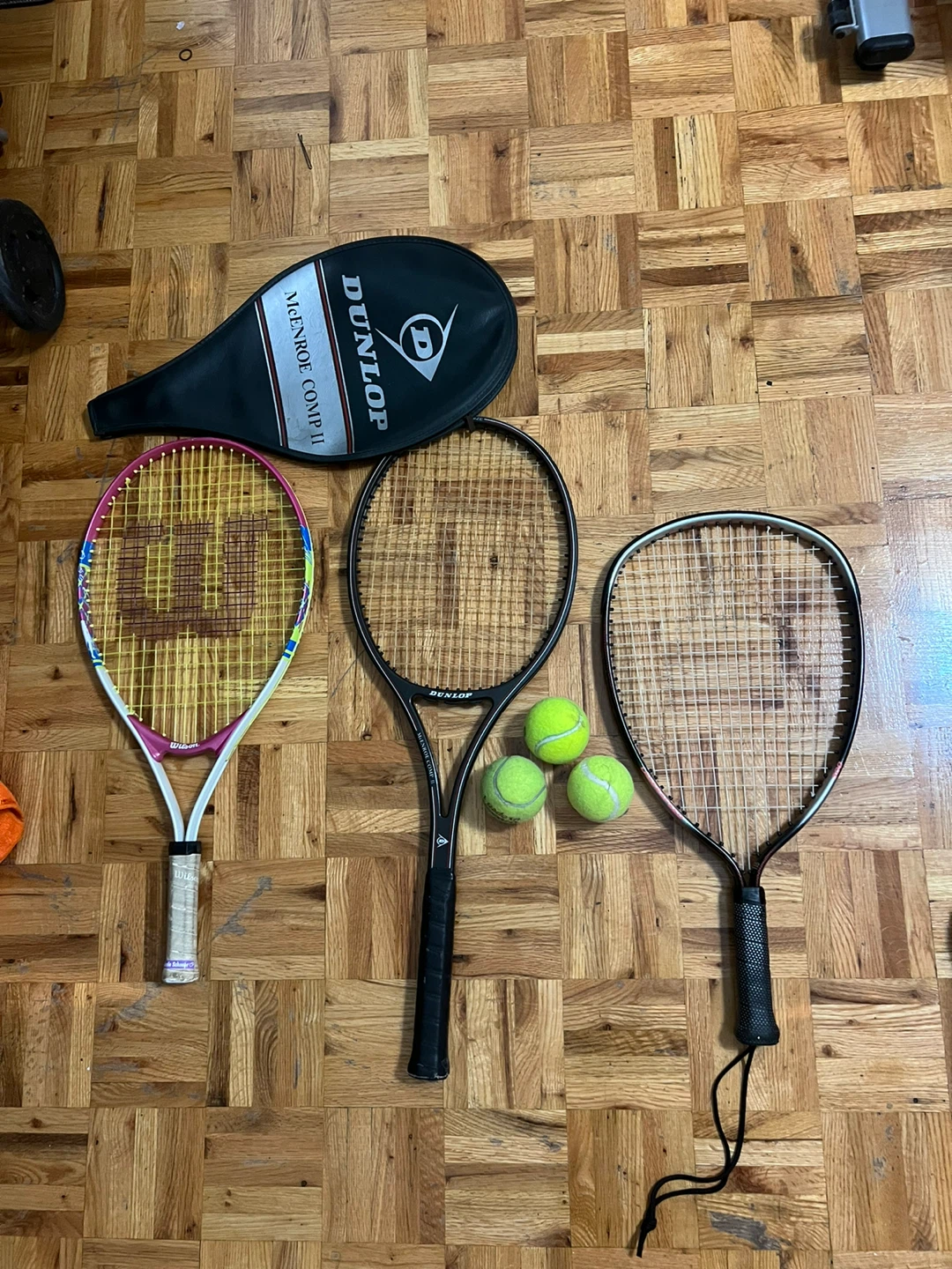 US Open Tennis Bag with 3 Racquets and 3 tennis balls