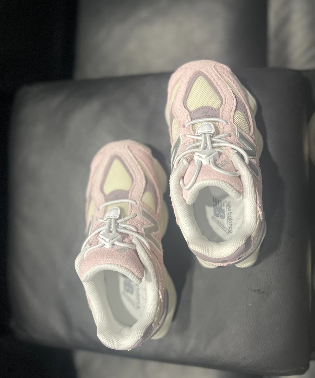 Brand New - New Balance sneakers Toddlers size 10 - photo 3