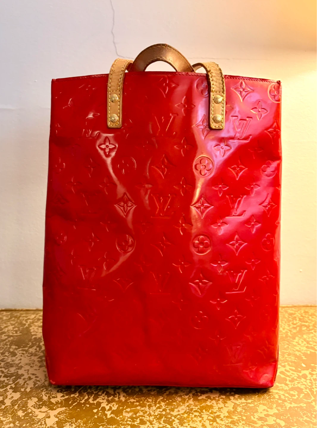Louis Vuitton Vernis Tote Bag Red