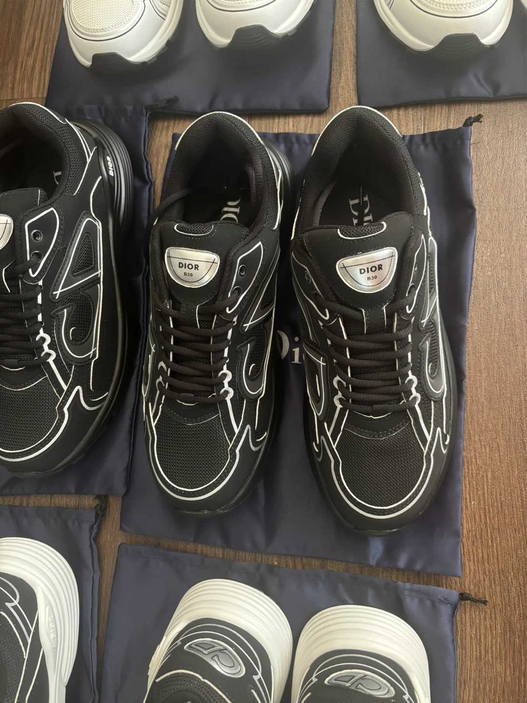 Dior B23 Sneakers
