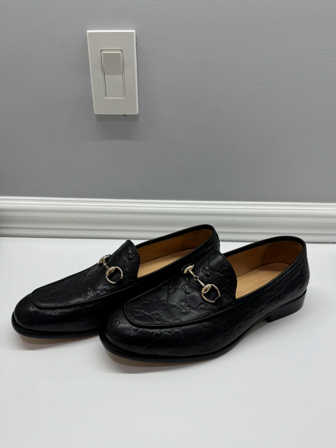Gucci Black Leather Horsebit Loafers