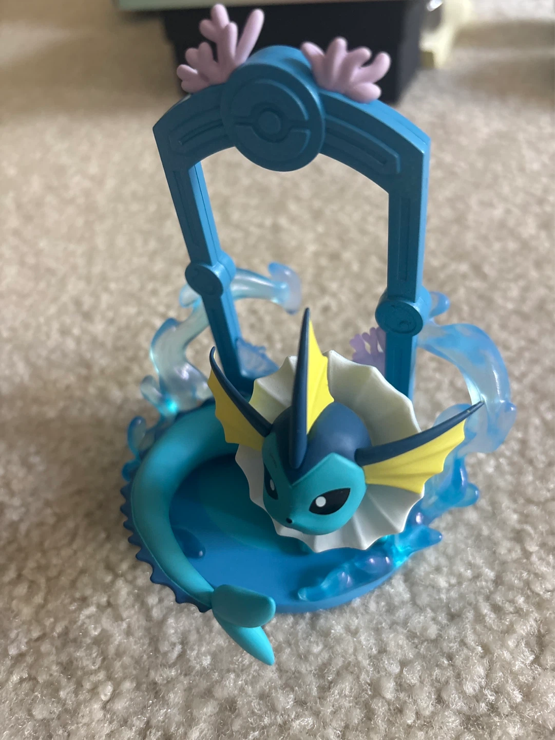 Pokemon Vaporeon Figure - photo 2