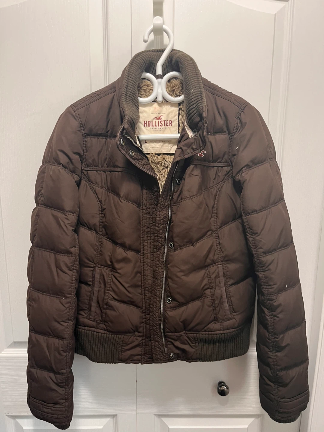 Hollister Puffer Jacket - Brown - Size L