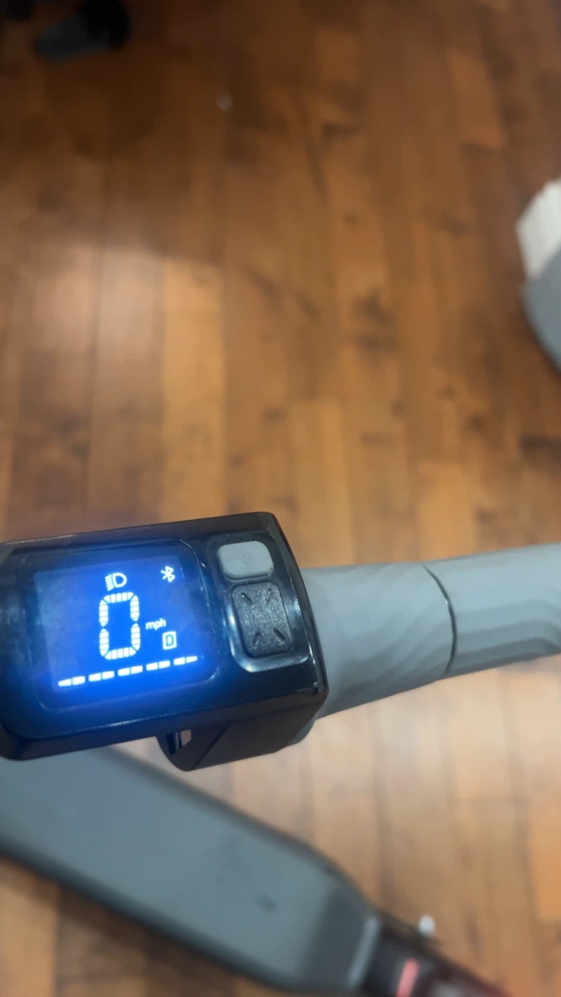 NIU KQI 100 Electric Scooter - photo 5
