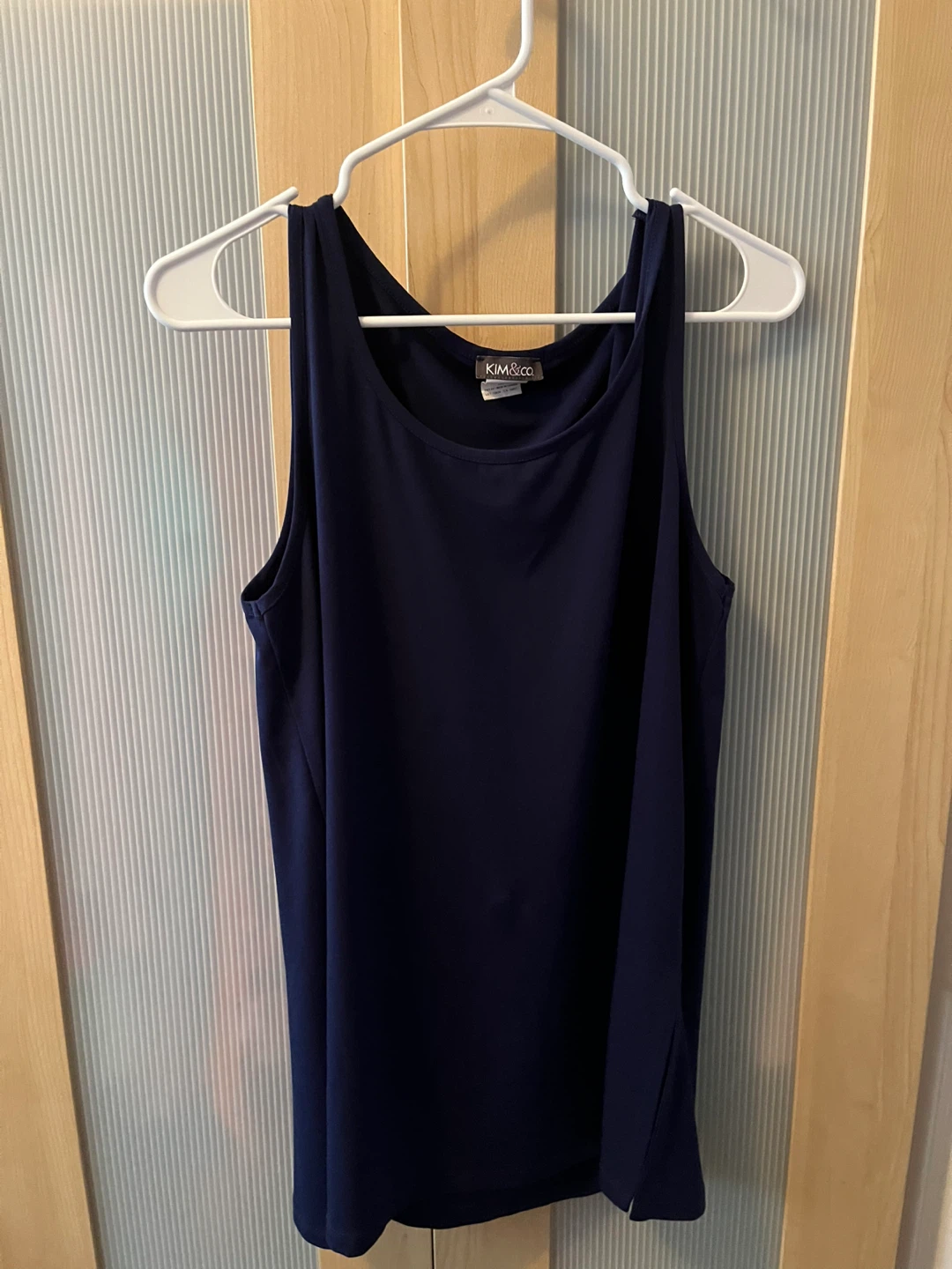 Kim & Co. Navy Sleeveless Tank Top, Large