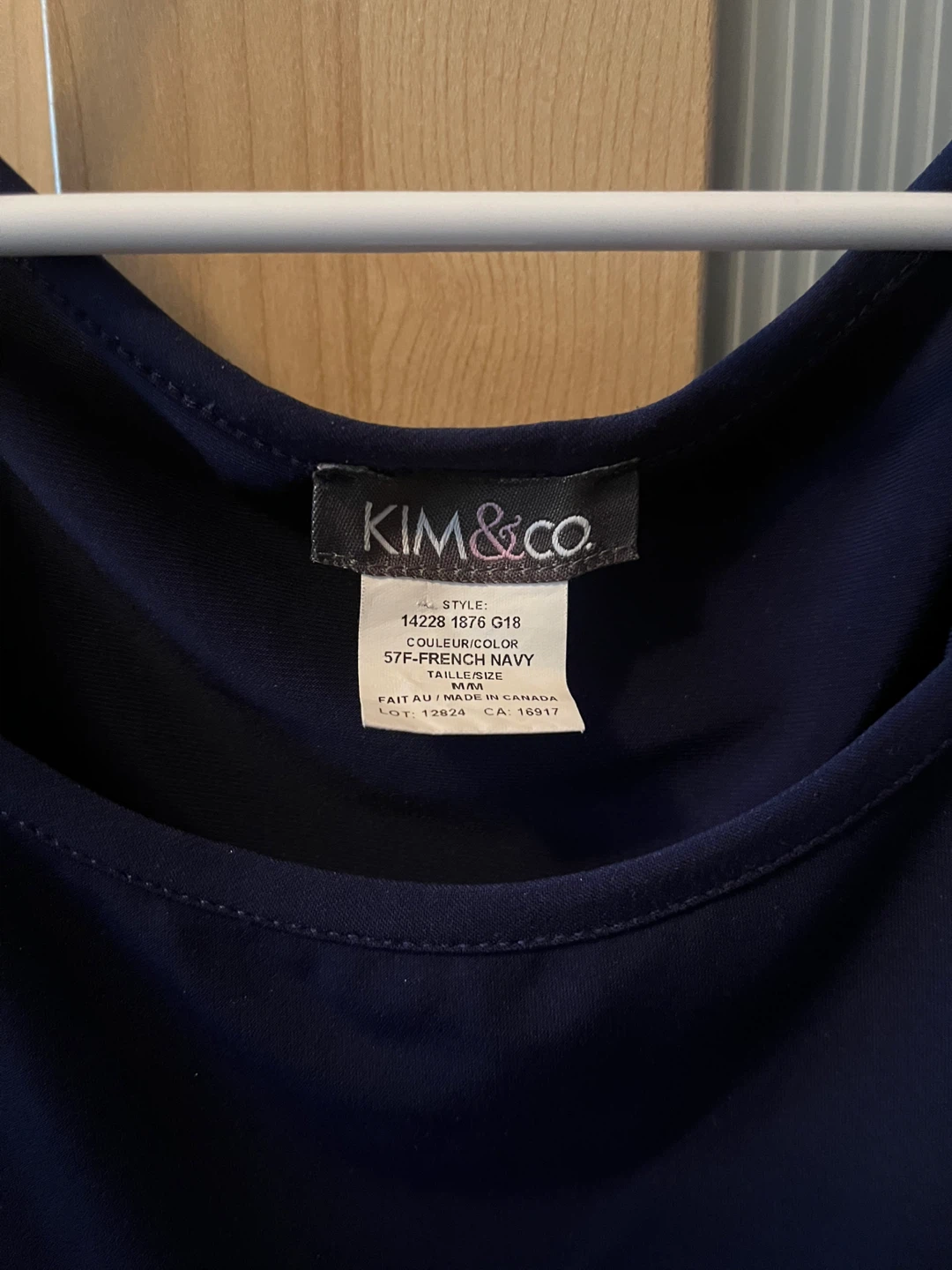 Kim & Co. Navy Sleeveless Tank Top, Large - photo 2