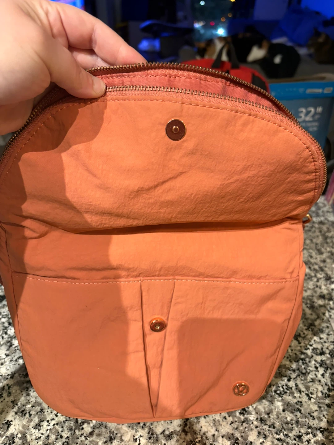 Lululemon side bag - photo 3