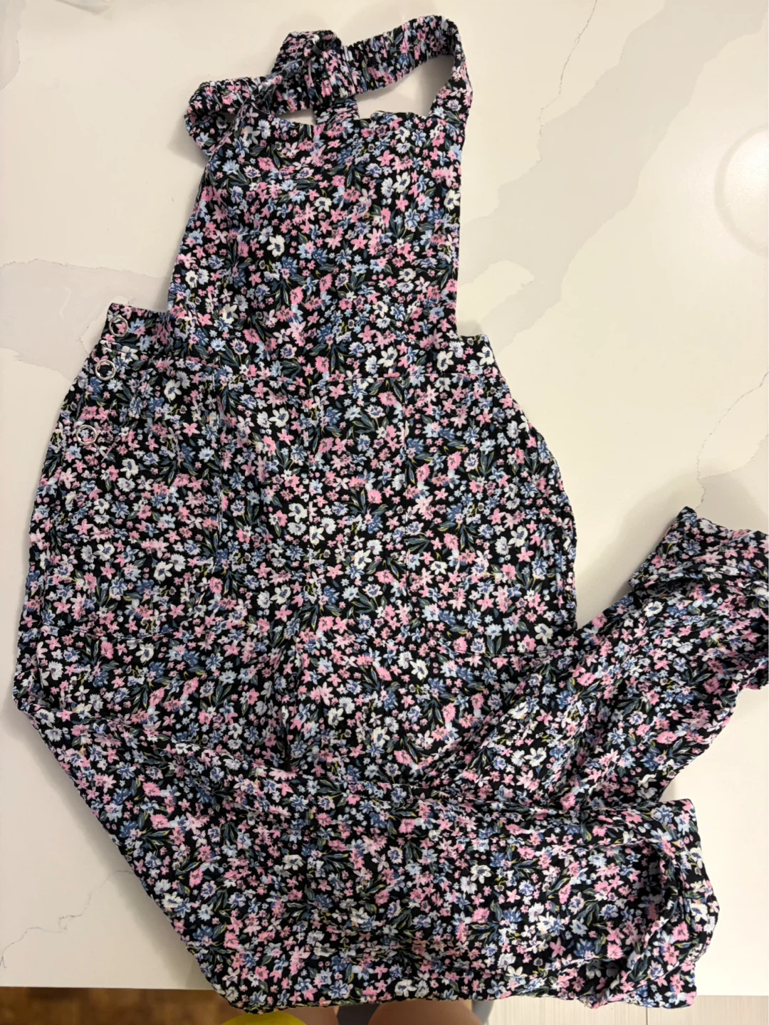 Summer dresses and overalls! - photo 2