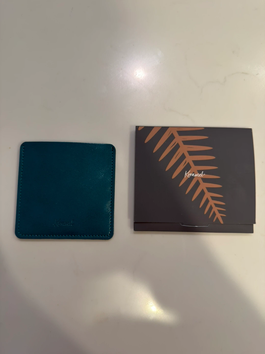 Krramel mini makeup Mirror with leather Card Case - photo 3