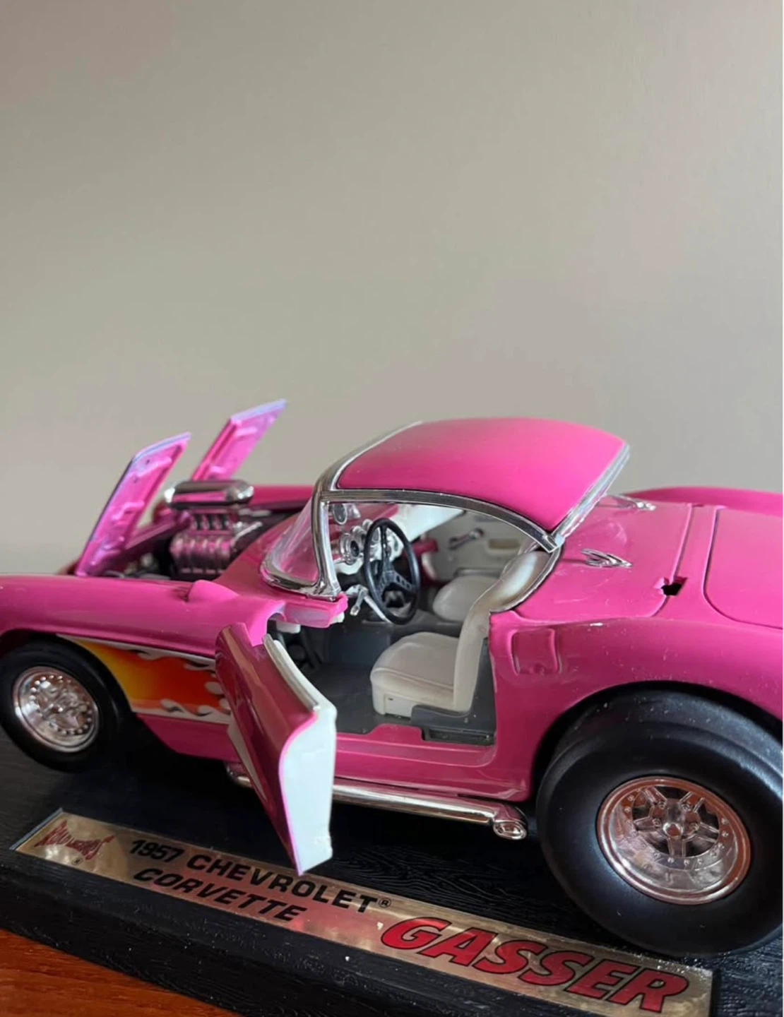 VINTAGE CORVETTE & MERCEDES BENZ  (Read description) - photo 4
