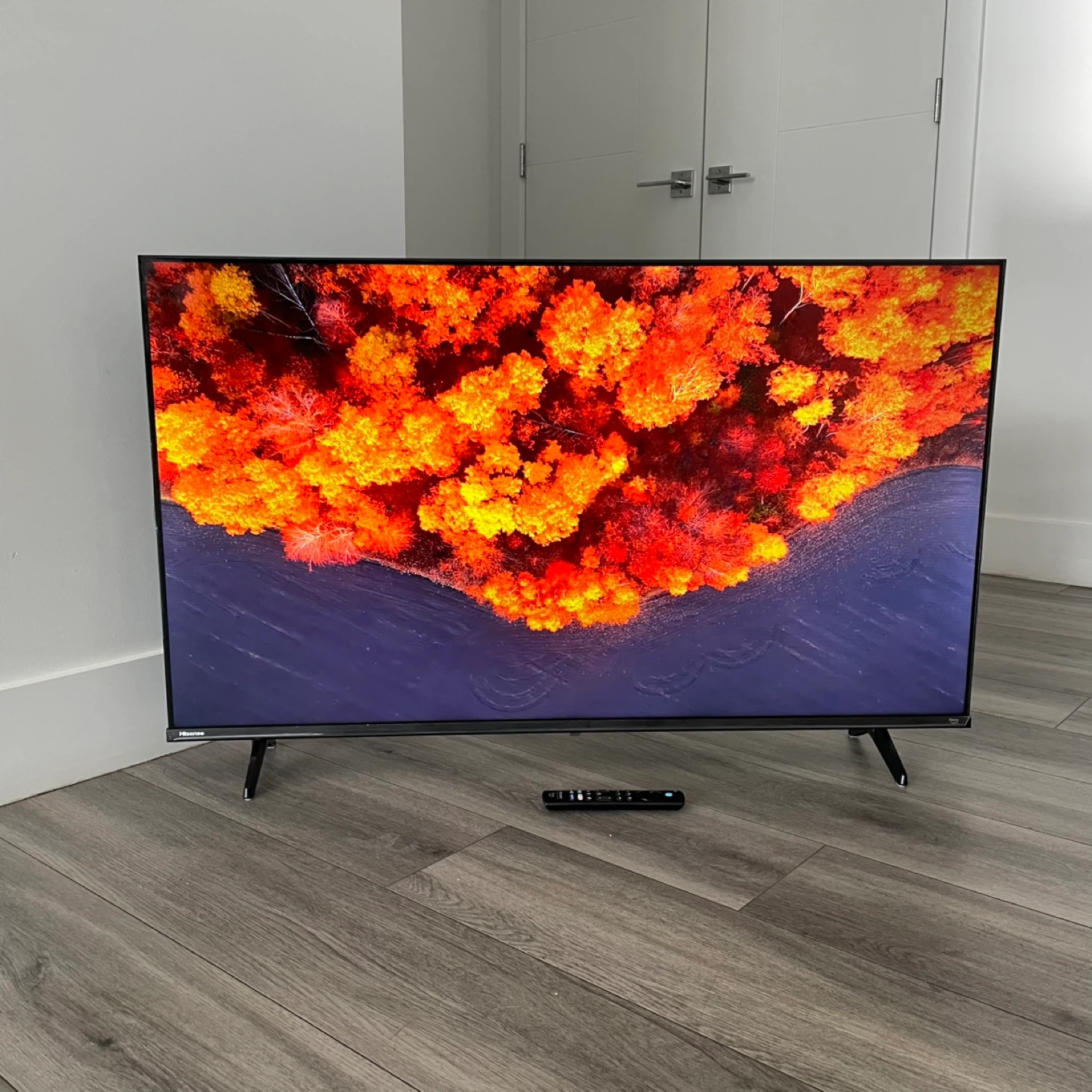 Hisense Smart TV - photo 4