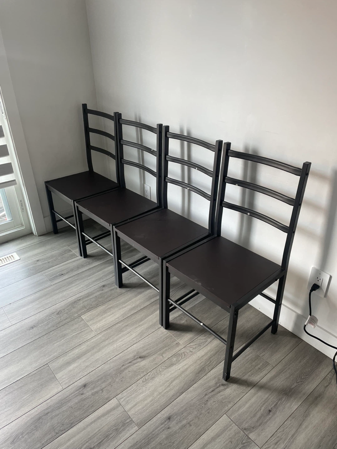 Dining Table & Chairs - photo 5