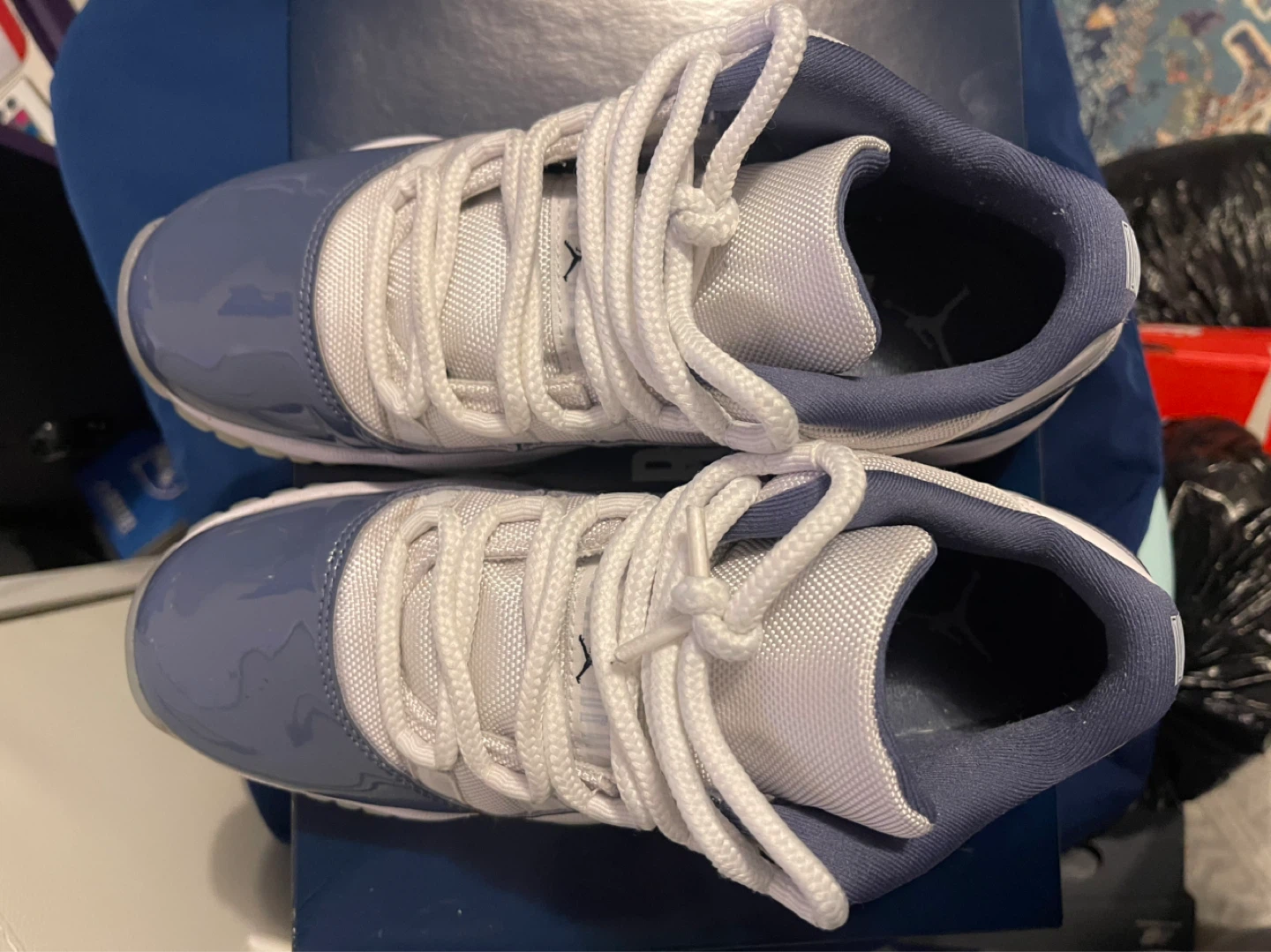 Air Jordan 11 Retro Low (GS) 'Legend Blue' Size 6Y