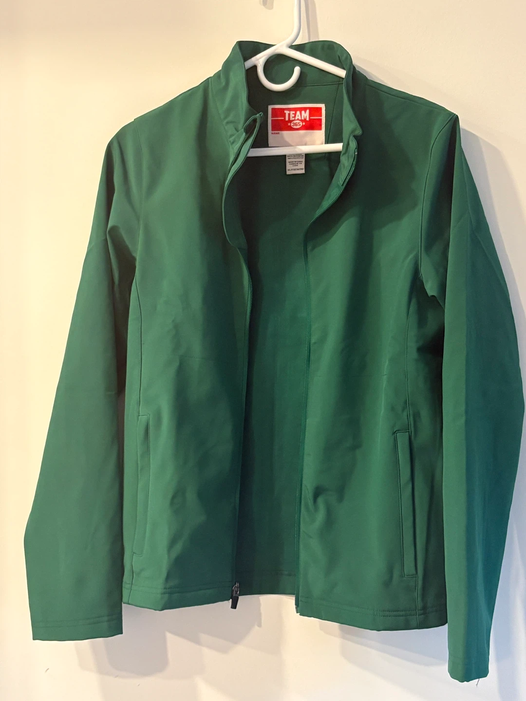 Team365 Leader Soft Shell Jacket in Green!