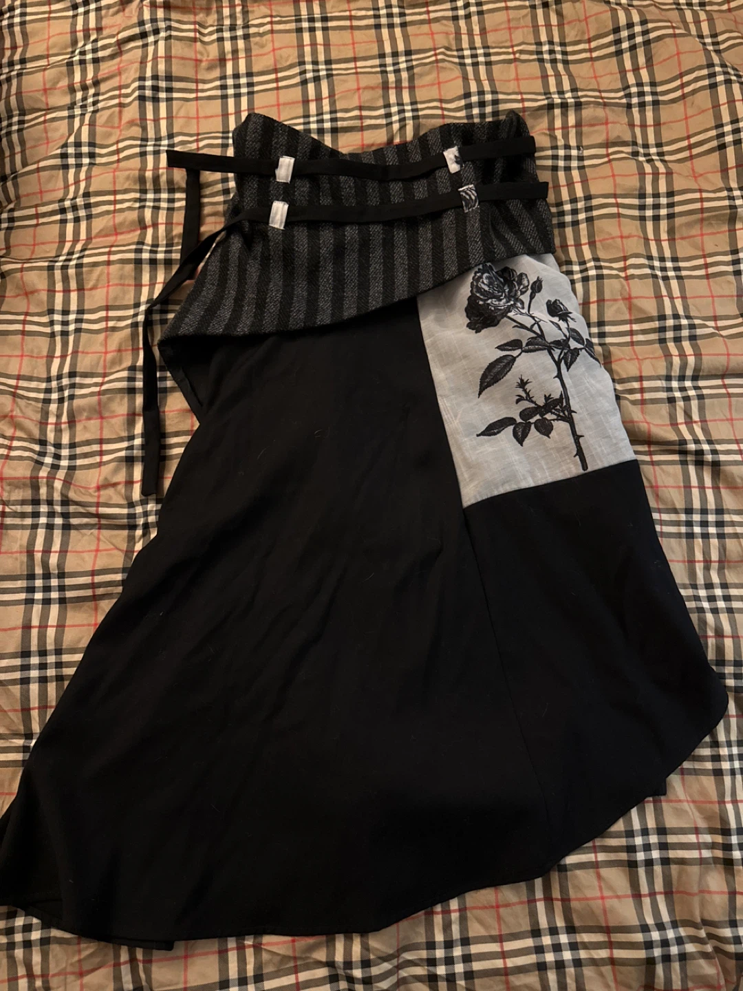 Designer Anno Mundi Floral Wrap Skirt - photo 5