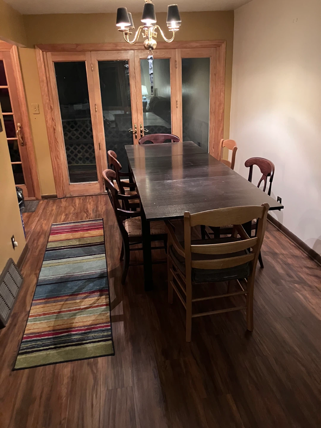 Looking to sell today- make me offer ? Dark Wood Dining Table - photo 3