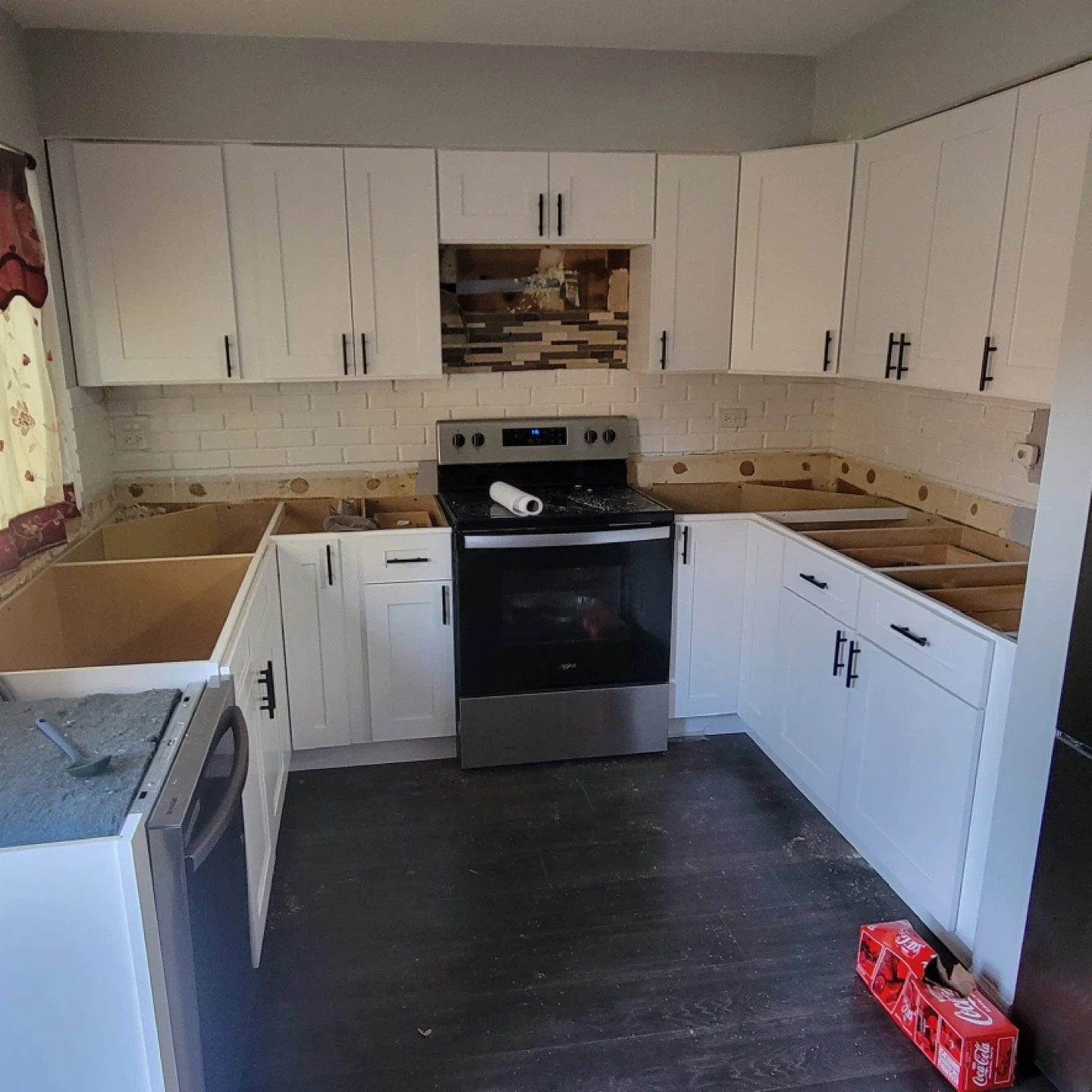 White Kitchen Cabinets